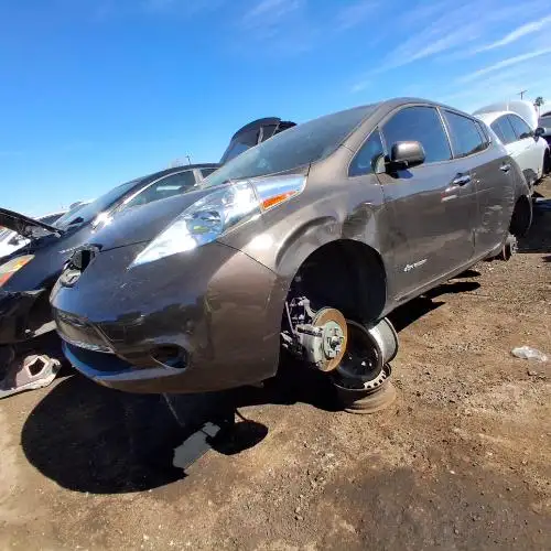 Photo of 2016 Nissan Leaf