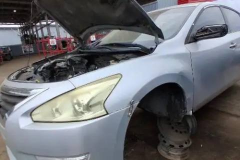 Photo of 2015 Nissan Altima