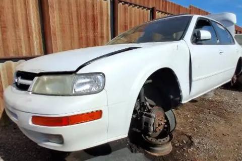Photo of 1998 Nissan Maxima