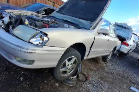 Photo of 1999 Toyota Avalon
