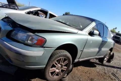 Photo of 2004 Volvo Volvo 60 Series