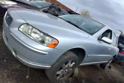 Photo of 2005 Volvo Volvo 60 Series