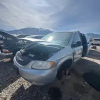 Photo of 2001 Chrysler Town & Country
