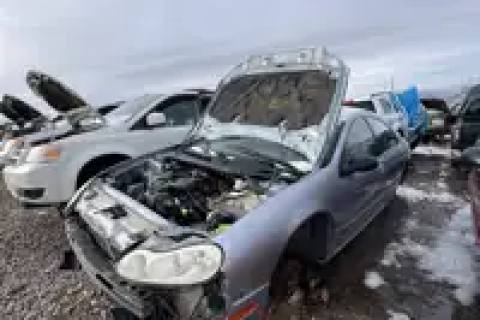 Photo of 2004 Chrysler Concorde