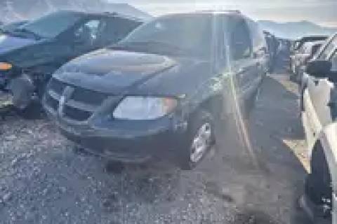 Photo of 2003 Dodge Caravan