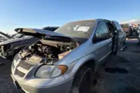 Photo of 2001 Dodge Caravan