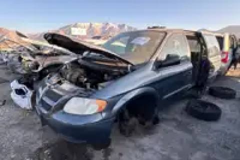 Photo of 2002 Dodge Caravan