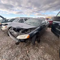 Photo of 2003 Dodge Stratus