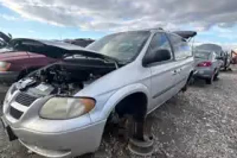 Photo of 2003 Dodge Caravan