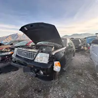 Photo of 2005 Ford Explorer