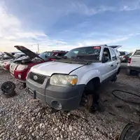 Photo of 2005 Ford Escape