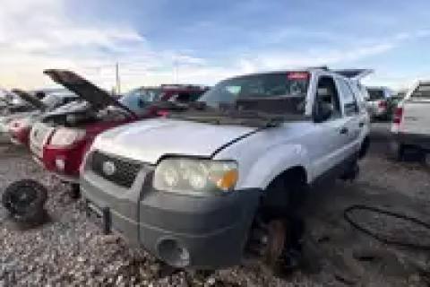 Photo of 2005 Ford Escape