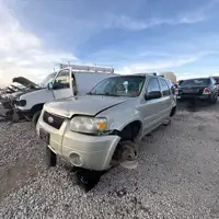 Photo of 2005 Ford Escape
