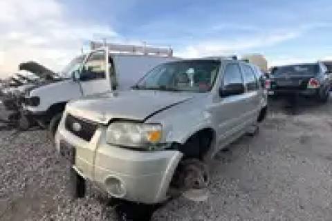 Photo of 2005 Ford Escape