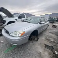 Photo of 2006 Ford Taurus