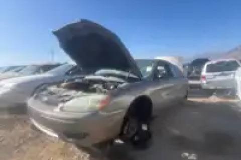 Photo of 2004 Ford Taurus