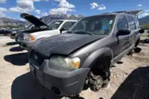 Photo of 2005 Ford Escape
