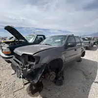 Photo of 2004 Ford Escape
