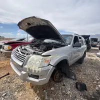 Photo of 2010 Ford Explorer