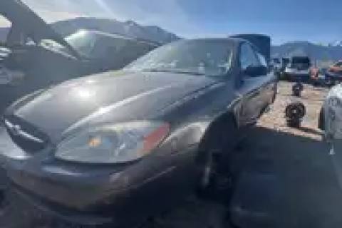 Photo of 2002 Ford Taurus
