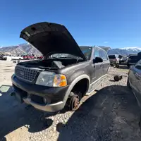 Photo of 2005 Ford Explorer
