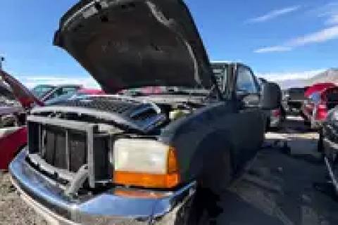 Photo of 2000 Ford Excursion