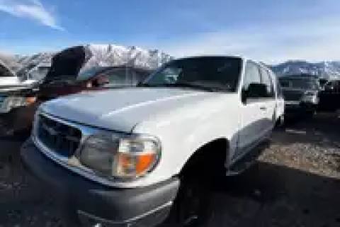 Photo of 1999 Ford Explorer