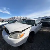 Photo of 2005 Ford Taurus