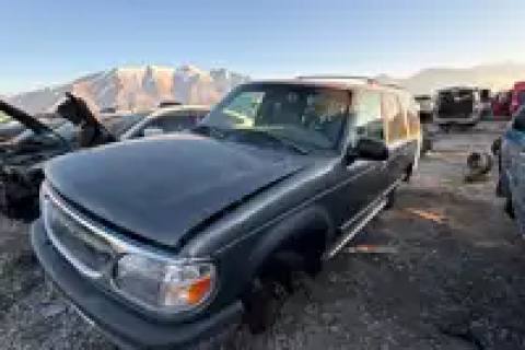 Photo of 1998 Ford Explorer