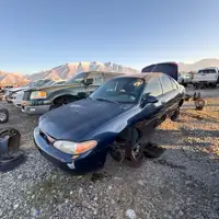 Photo of 1999 Ford Escort