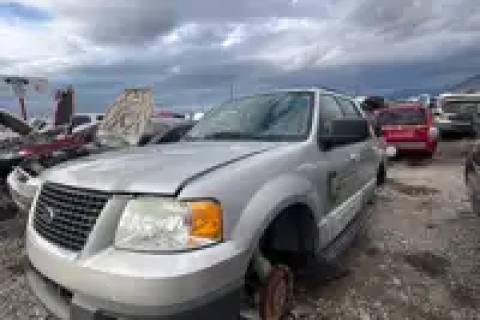 Photo of 2005 Ford Expedition