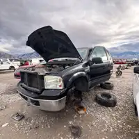 Photo of 2005 Ford Excursion