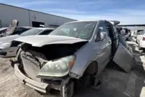 Photo of 2006 Honda Odyssey