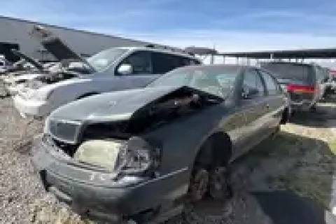 Photo of 1999 Infiniti Infiniti I30