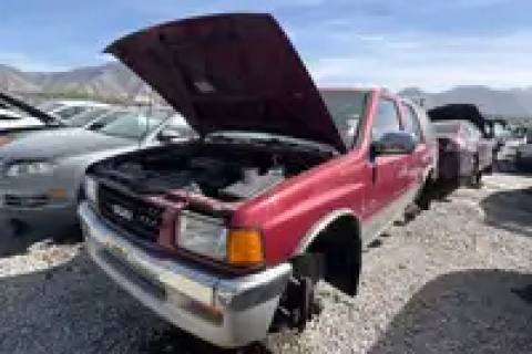 Photo of 1997 Isuzu Isuzu Rodeo