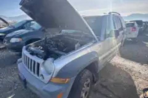 Photo of 2005 Jeep Liberty