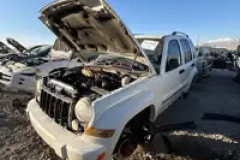 Photo of 2005 Jeep Liberty