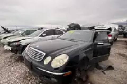 Photo of 2003 Mercedes-Benz Mercedes E-Class