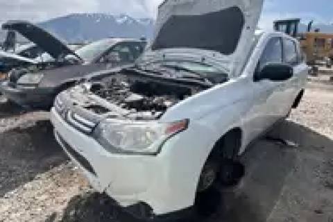Photo of 2014 Mitsubishi Outlander