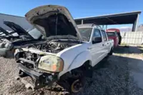 Photo of 2004 Nissan Frontier