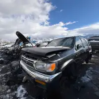 Photo of 1998 Nissan Pathfinder
