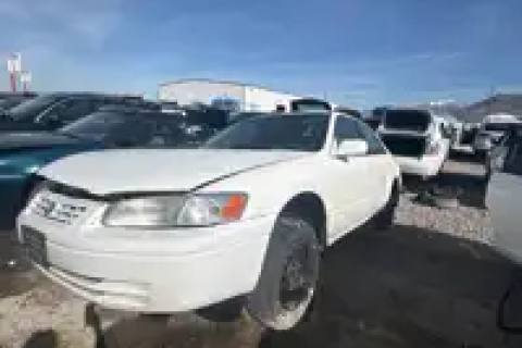 Photo of 1999 Toyota Camry