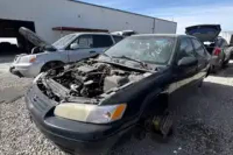 Photo of 1999 Toyota Camry