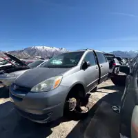 Photo of 2005 Toyota Sienna