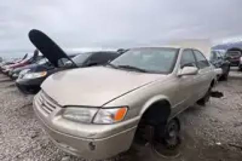 Photo of 1998 Toyota Camry