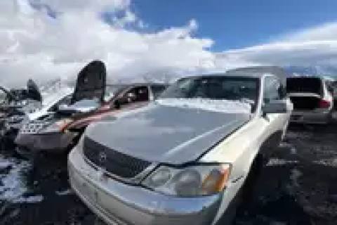 Photo of 2000 Toyota Avalon