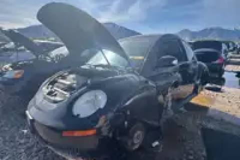 Photo of 2008 Volkswagen Beetle