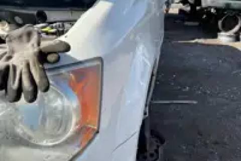 Photo of 2010 Chrysler Town & Country