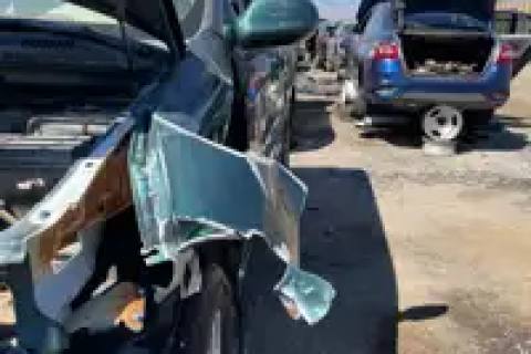 Photo of 2003 Kia Sedona