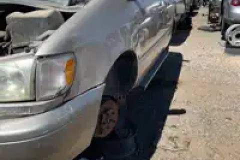 Photo of 2003 Toyota Sienna